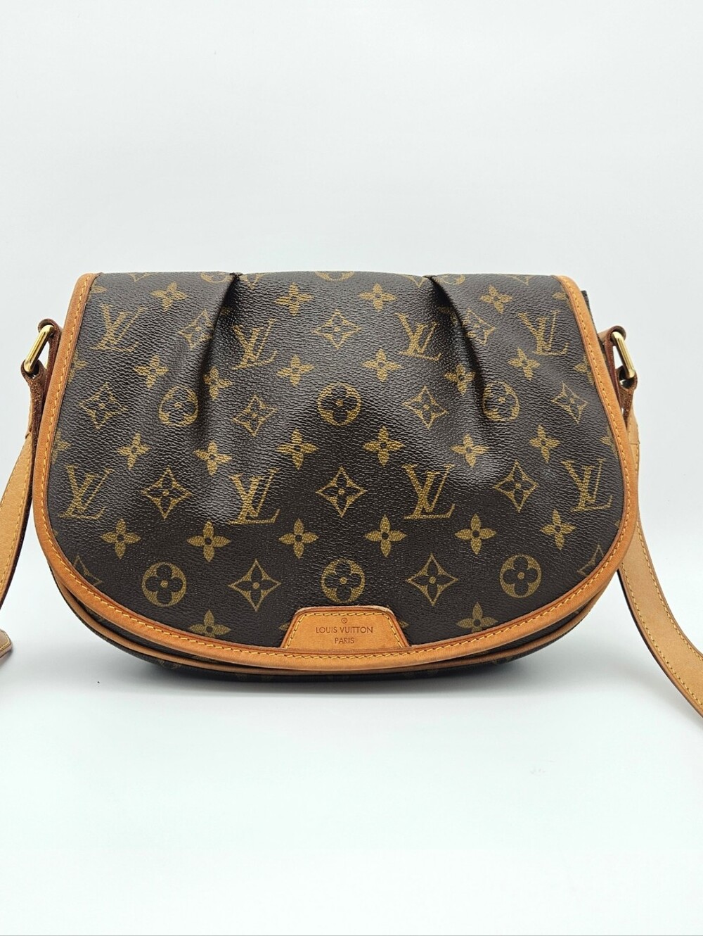 Authentic Louis Vuitton Menilmontant PM #4396M